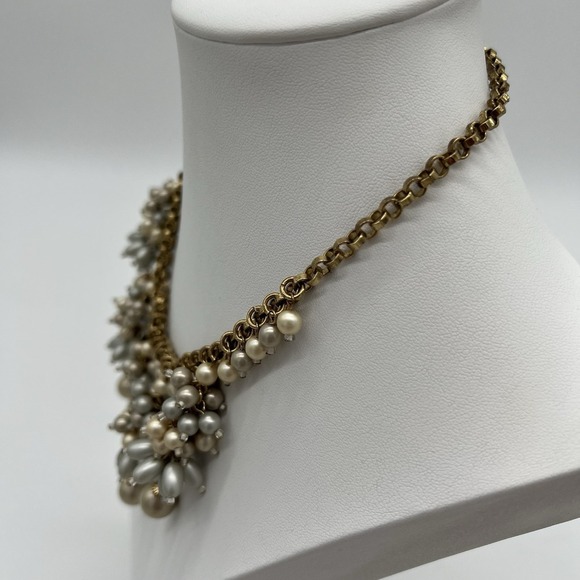 Vintage Star Pendant Cluster Bead Faux Pearl Bib Necklace Gold Tone Chain - Picture 4 of 8